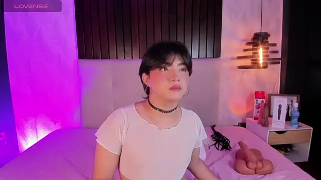 Creamy Angelo online show from November 29, 3:19 am