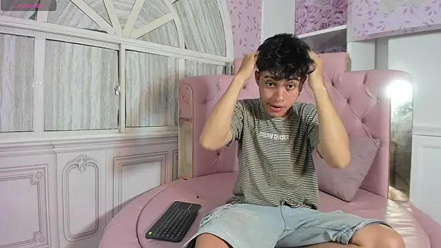 Dani rivass online show from December 22, 11:07 am