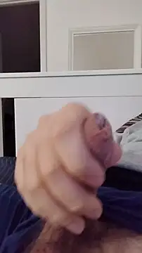 NewJoiner online show from November 5, 6:10 pm