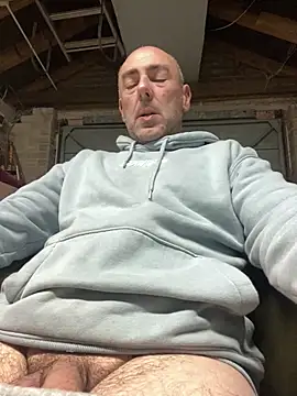 Richmcgee online show from April 10, 7:21 pm