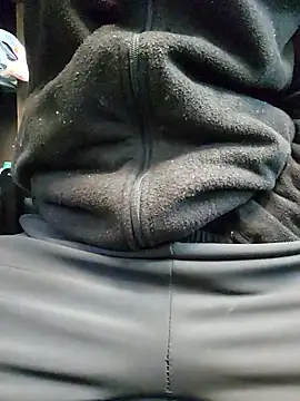 anggllaaa online show from January 9, 6:29 am