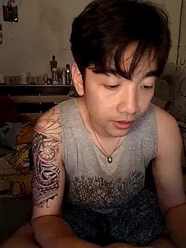 moaman190 online show from December 20, 3:19 pm