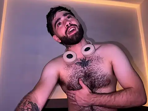 zack sullivan22 online show from October 2, 2:26 am