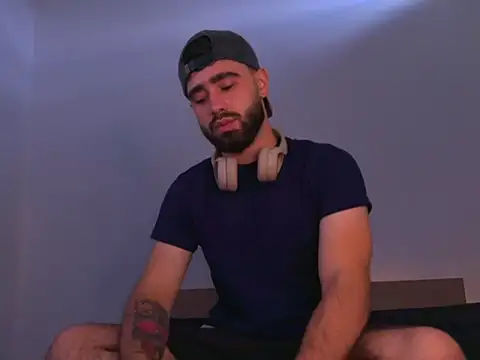 zack sullivan22 online show from October 3, 7:30 pm