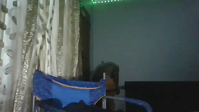 Nykho17 online show from November 2, 9:30 pm