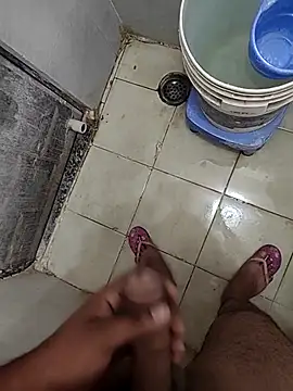 vers negi9 online show from October 13, 8:37 pm