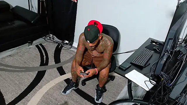 SLANGONDEMHOES online show from October 30, 6:20 pm