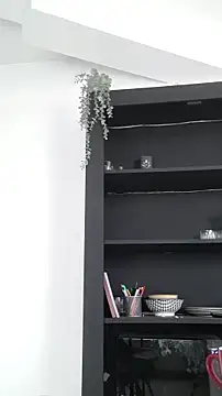 bailey mcvicar online show from April 11, 10:30 am