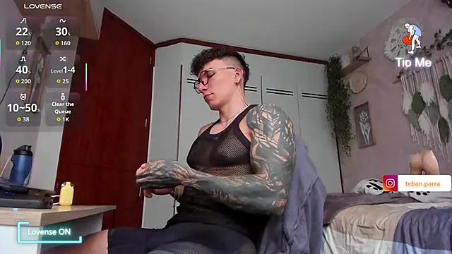 Snapshot of estebandi_do chatting on September 22, 8:08 pm estebandi do online show from September 22, 8:08 pm