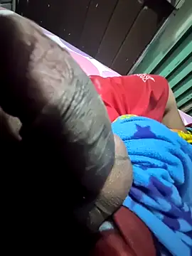 CVictorL10 online show from November 4, 4:13 am