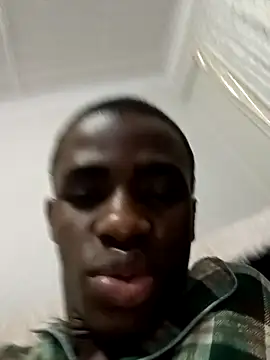 Snapshot of Vince_Favent chatting on October 2, 10:03 pm Vince Favent online show from October 2, 10:03 pm