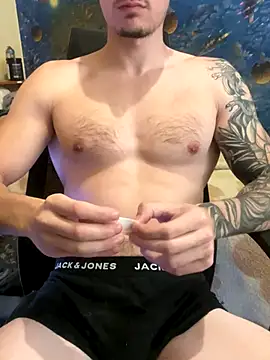 fronkie9384 online show from November 17, 10:40 am