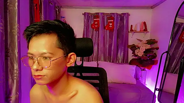 Skinny CumLoader69 online show from November 20, 4:17 pm