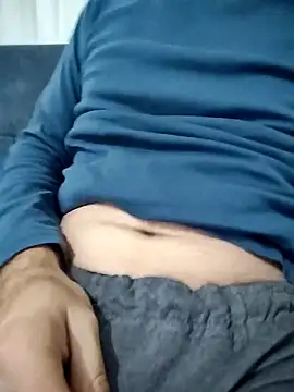 fearleass online show from November 28, 8:33 pm