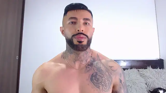 andrea de lucaa online show from January 13, 4:50 am