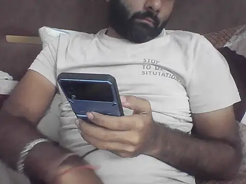 Snapshot of joshisdwe chatting on September 12, 6:08 pm joshisdwe online show from September 12, 6:08 pm