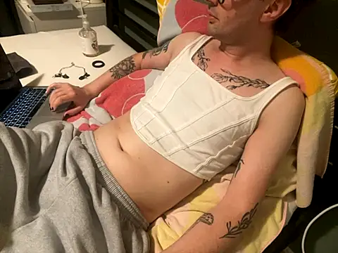 NoaTender online show from September 22, 6:18 pm