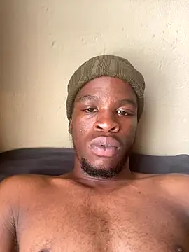 Snapshot of Kgaogelo18 chatting on September 26, 10:24 am Kgaogelo18 online show from September 26, 10:24 am