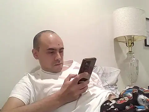 calientescitasoficial online show from November 29, 3:08 am