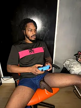 Snapshot of kingdiamond92 chatting on September 13, 3:29 am kingdiamond92 online show from September 13, 3:29 am