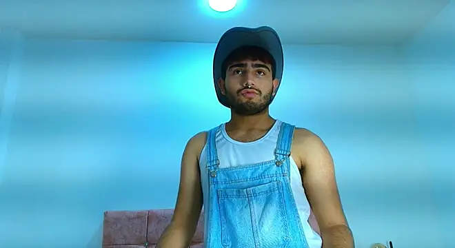 Ares Alpha online show from November 2, 3:33 am