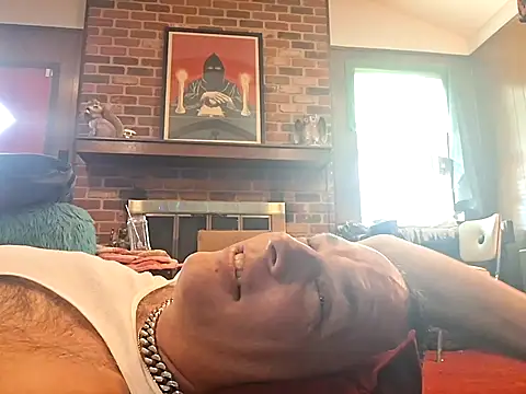 Slinkypoppet online show from May 11, 7:33 pm