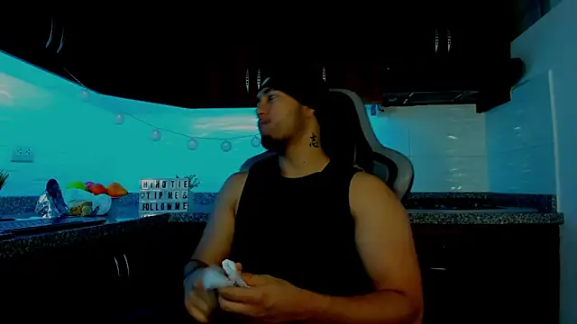  online show from January 17, 1:14 pm