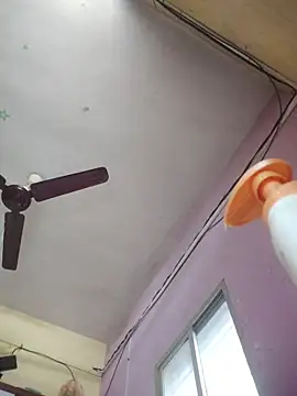 riyamore9623 online show from December 1, 8:39 am