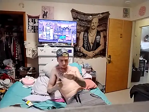 jizzyglizzy92 online show from September 16, 6:42 pm