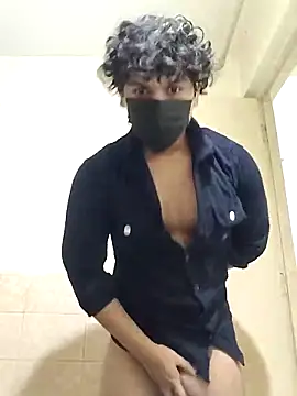 Snapshot of Goodmens5 chatting on September 8, 5:23 pm Goodmens5 online show from September 8, 5:23 pm