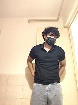 Snapshot of Goodmens5 chatting on September 26, 12:47 pm Goodmens5 online show from September 26, 12:47 pm