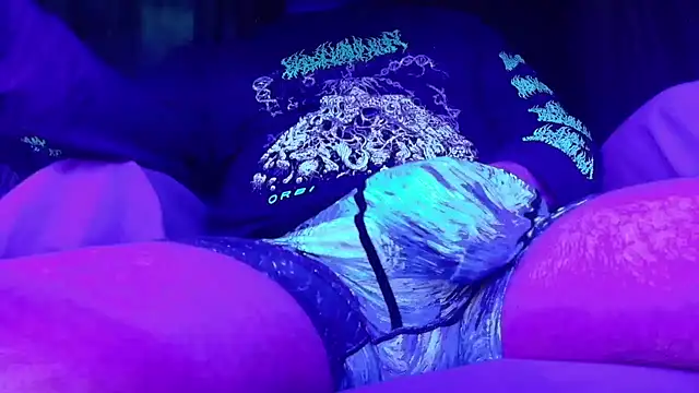 jj7779SC online show from March 4, 11:12 pm