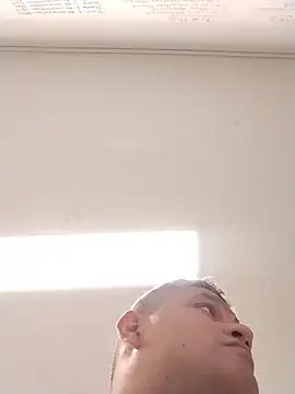 danigarci2307 online show from October 31, 2:35 am