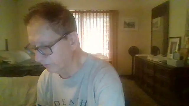 camminmichaellll online show from September 17, 7:04 pm