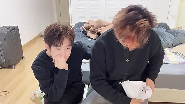 STxuguanhan online show from November 19, 2:17 pm