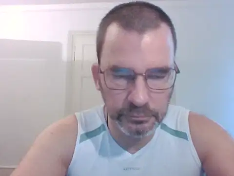 Snapshot of stallionrider88 chatting on October 25, 12:07 pm stallionrider88 online show from October 25, 12:07 pm