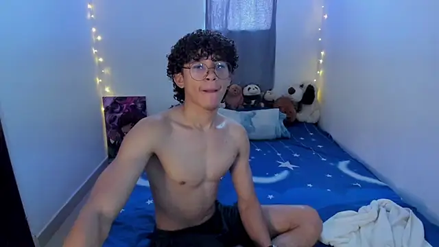 Tom Blues online show from March 1, 2:50 pm