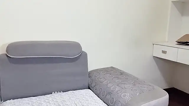 xiaoyang5200 online show from December 18, 4:03 pm