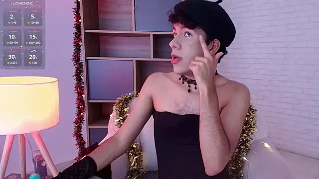 E R O S  online show from November 27, 9:51 pm