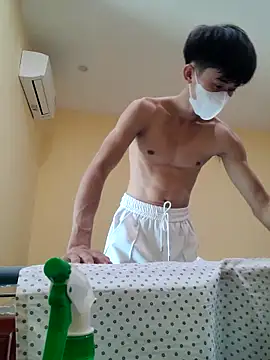 thienlong05 online show from November 4, 1:39 am