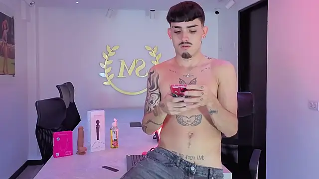 NikoStone  online show from April 21, 4:51 am