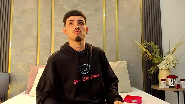 NikoStone  online show from November 7, 4:27 am