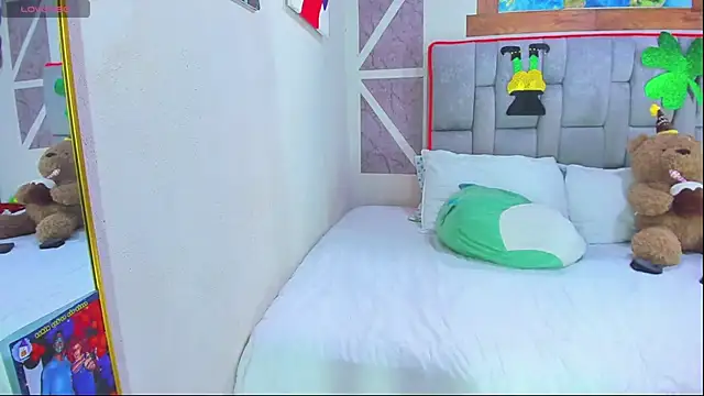 christopher Hot online show from March 26, 5:06 pm