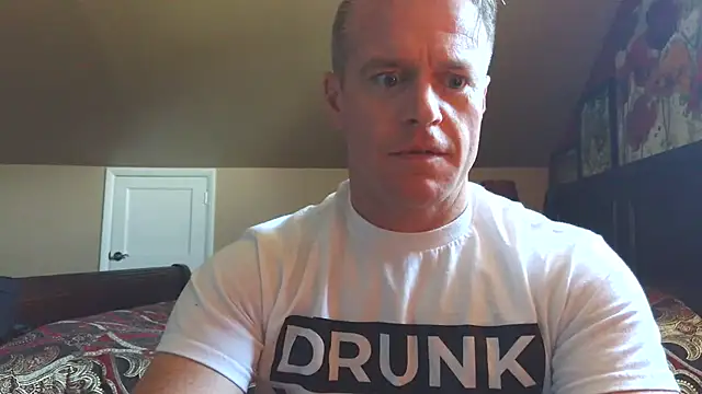 DILFiGuess11 online show from June 4, 4:24 pm