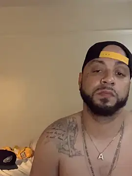 Brownroyal online show from March 22, 2:33 pm