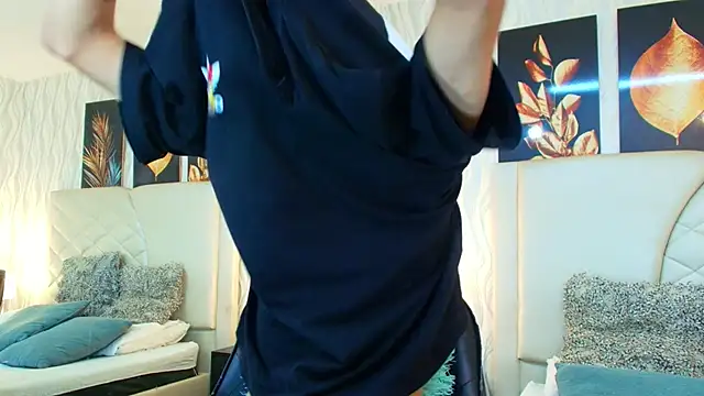 Lean Portman online show from November 24, 9:27 pm