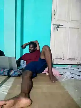 Snapshot of Tamilgud23 chatting on September 21, 1:33 pm Tamilgud23 online show from September 21, 1:33 pm