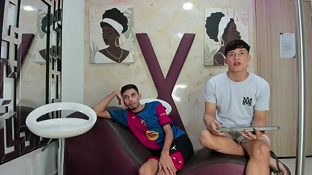 GRETTY BOYS online show from May 13, 1:13 am