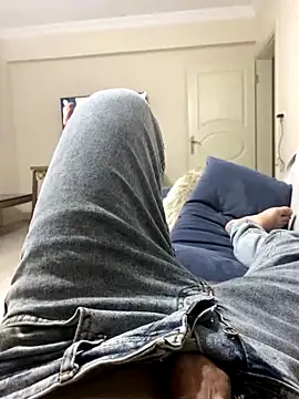 banuemre28 online show from October 7, 5:28 pm