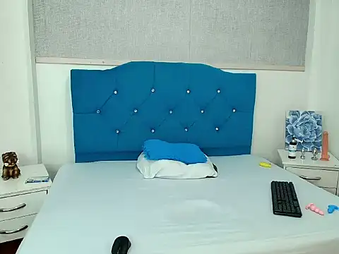 LuigiMarchetti online show from November 27, 8:12 pm